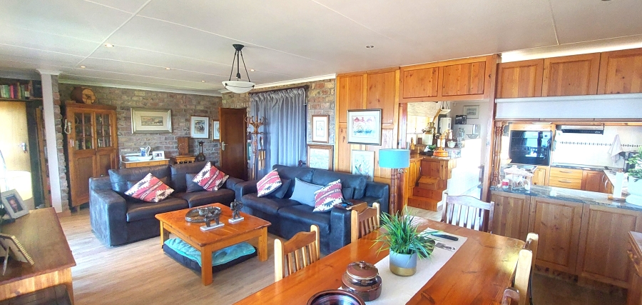 4 Bedroom Property for Sale in Dana Bay Western Cape